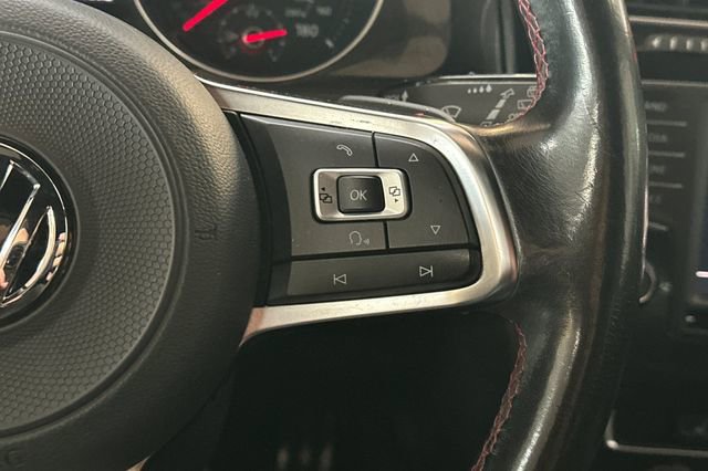 Used 2017 Volkswagen GTI Sport image 29