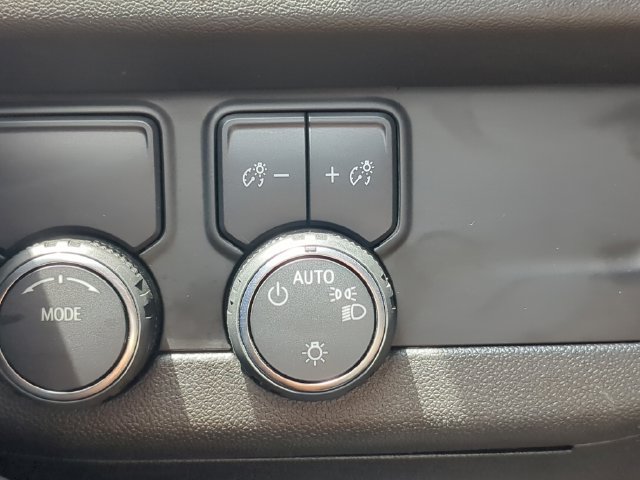 Used 2024 Chevrolet Tahoe Premier RWD image 30