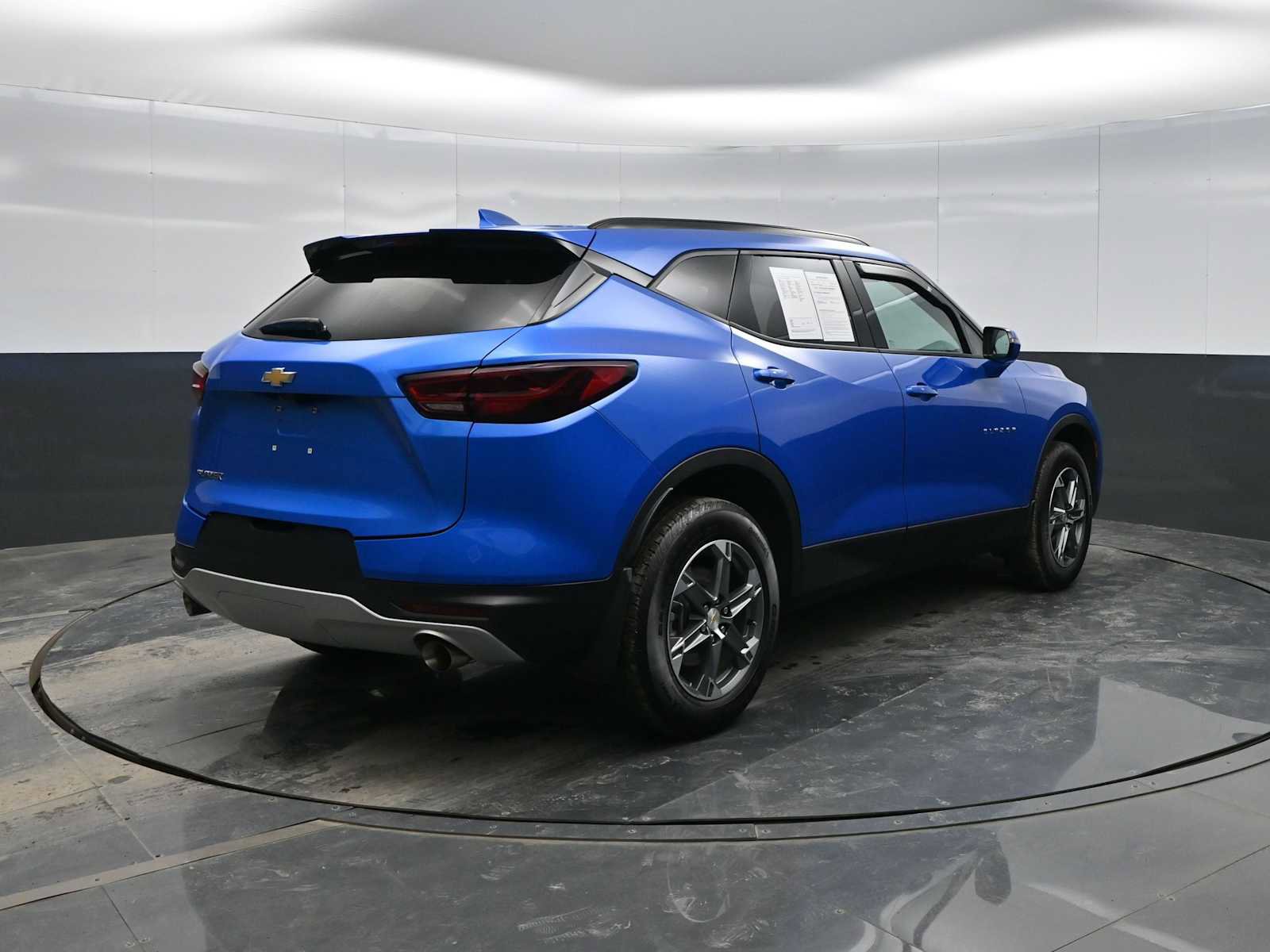 Used 2024 Chevrolet Blazer LT w/ Sound & Technology Package image 7