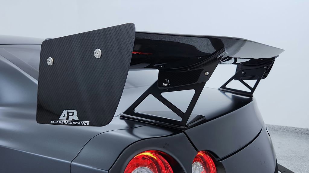 Used 2019 Nissan GT-R image 37