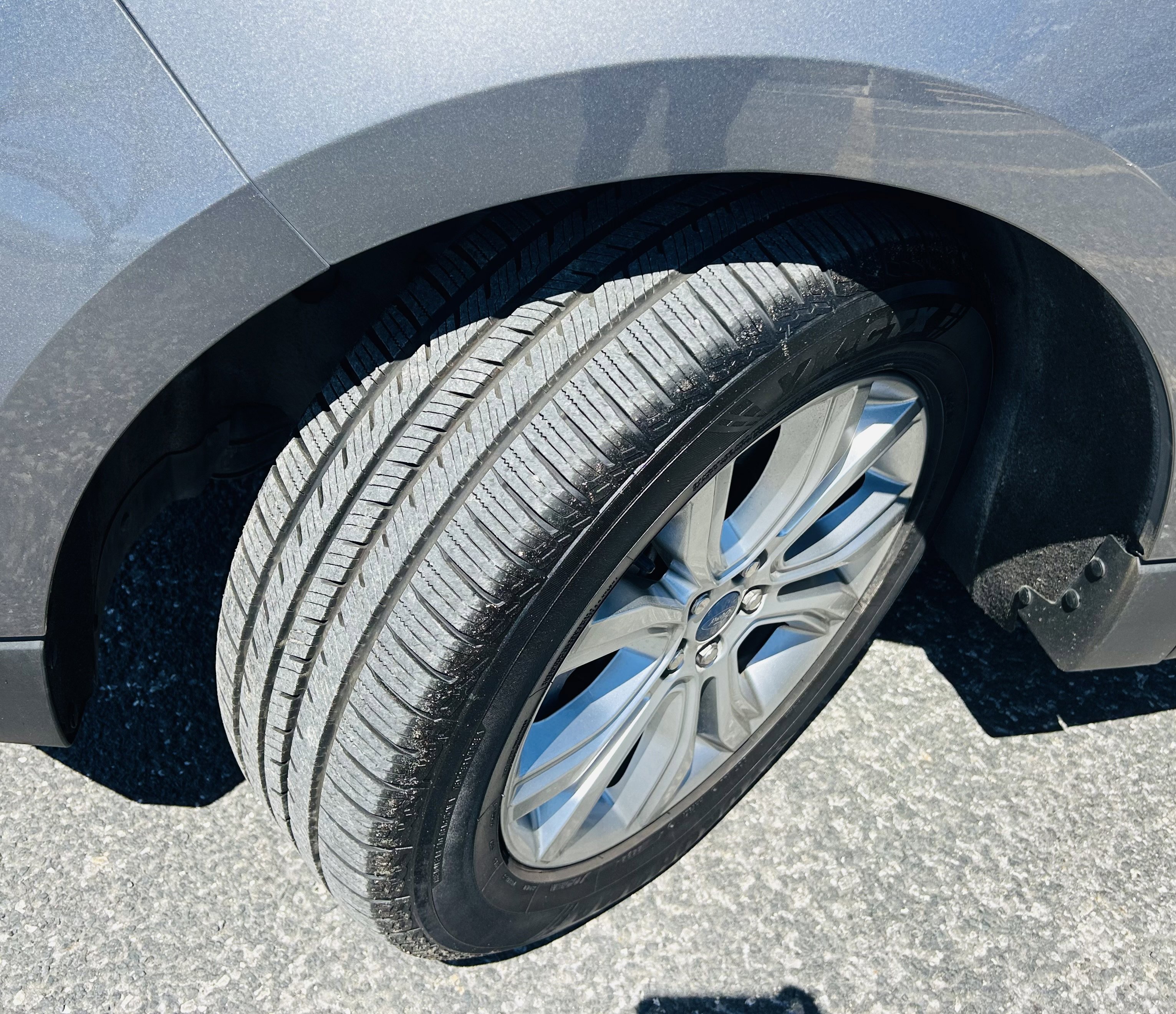 Used 2022 Ford Edge Titanium w/ Equipment Group 301A image 21