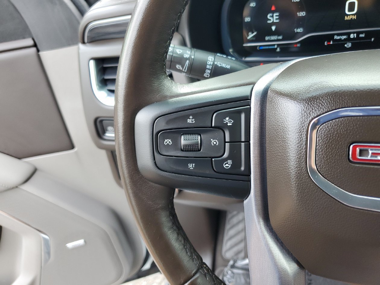 Used 2022 GMC Yukon XL SLT w/ SLT Premium Package AWD/4WD image 28