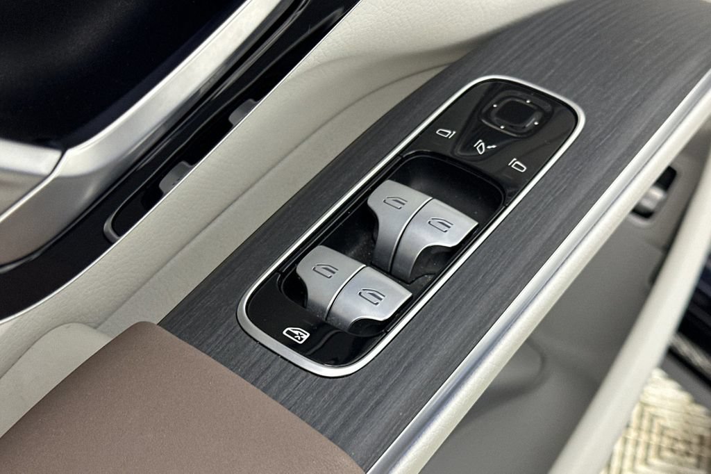 Certified 2023 Mercedes-Benz EQS 450+ 4MATIC SUV image 15