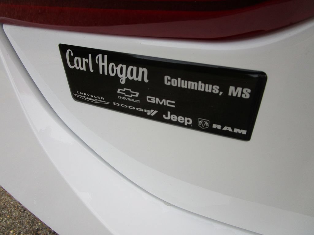 Used 2024 Chevrolet Malibu LS FWD image 11