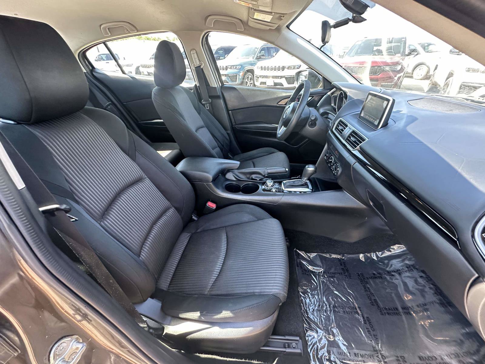 Used 2016 MAZDA MAZDA3 i Sport w/ Preferred Equipment Package FWD image 26
