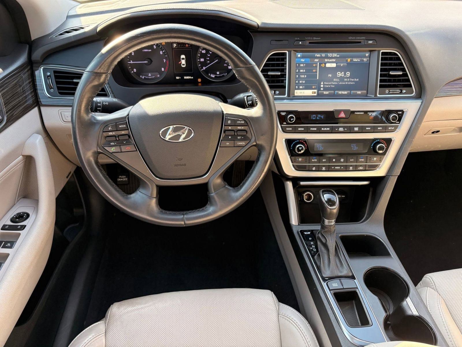 Used 2015 Hyundai Sonata Limited w/ Option Group 05 image 22