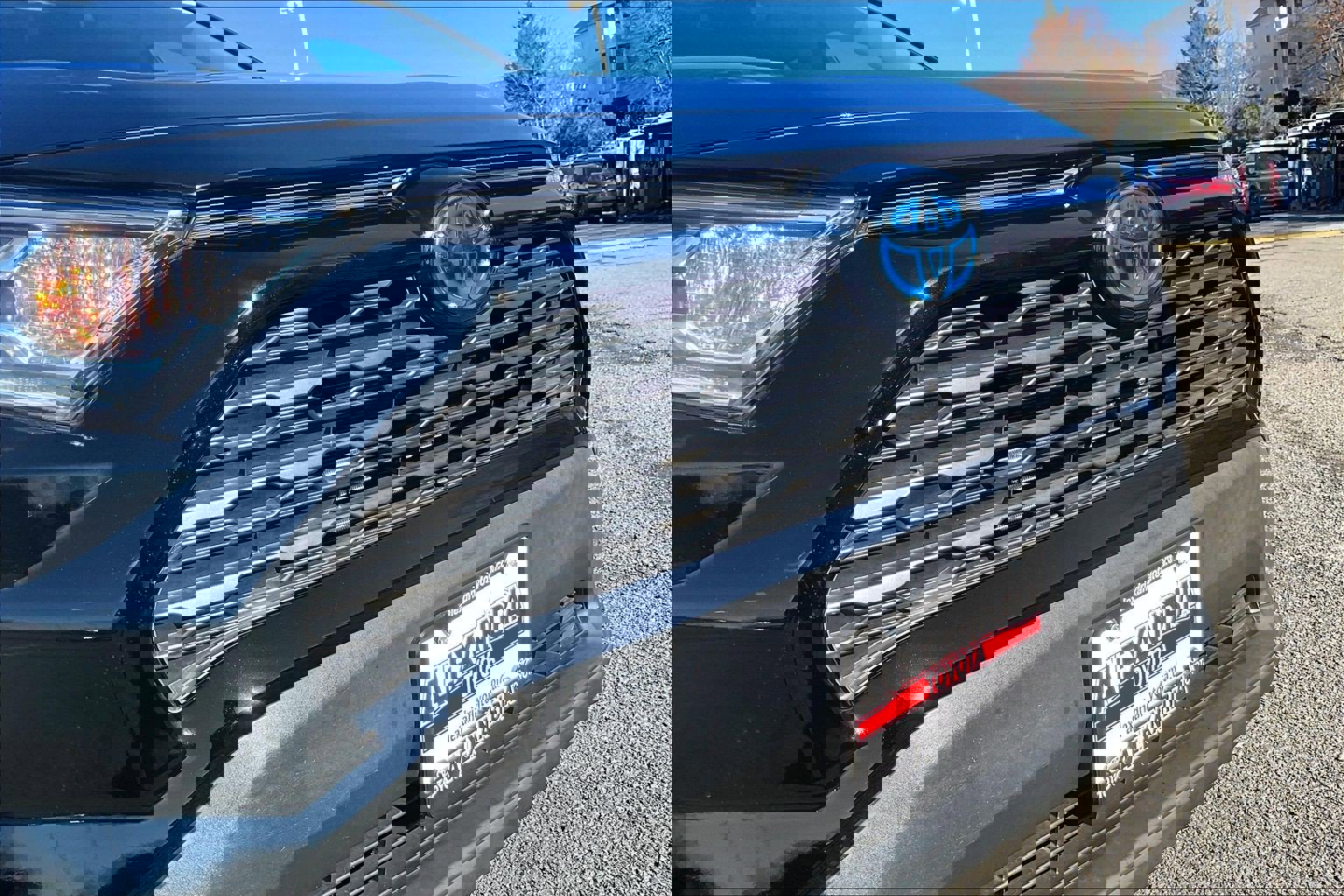 Used 2021 Toyota RAV4 XLE w/ Convenience Package image 29