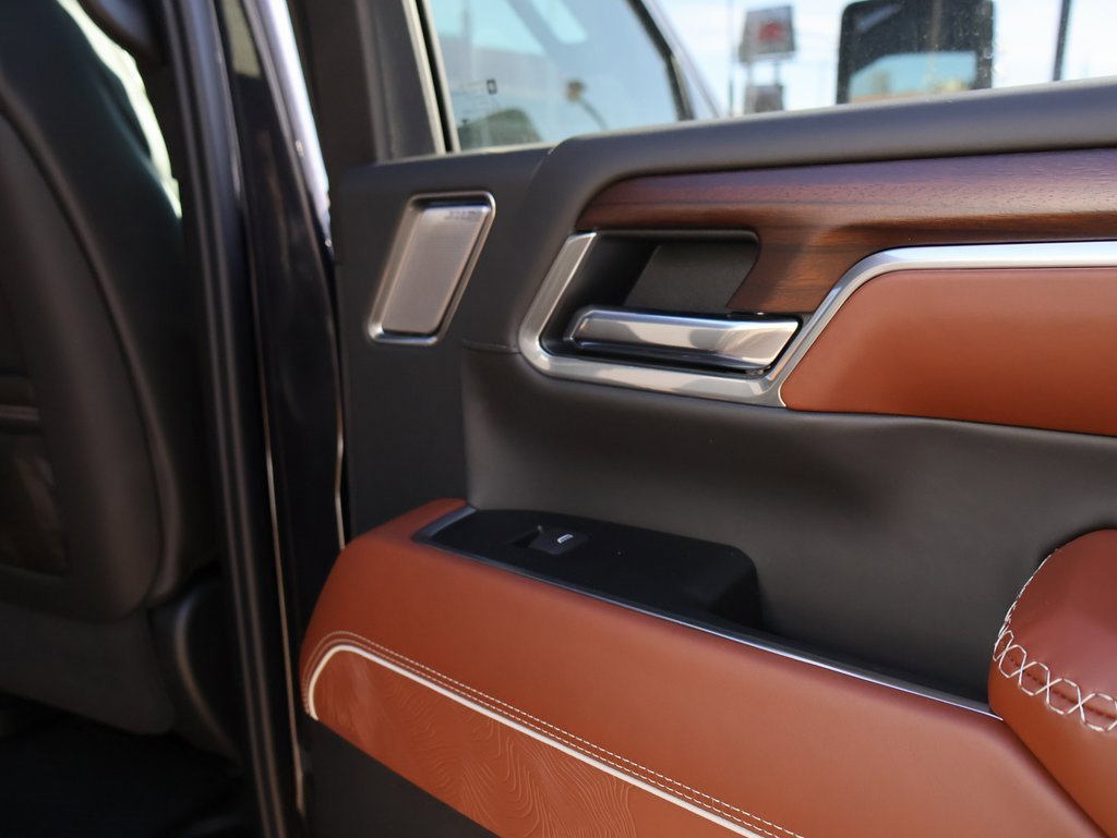 New 2026 GMC Sierra 2500 Denali Ultimate w/ Max Trailering Package image 14