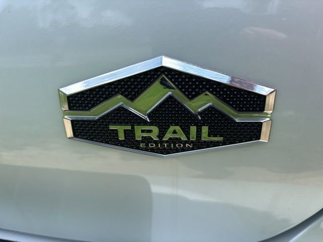 New 2025 Mitsubishi Outlander SE AWD/4WD image 24