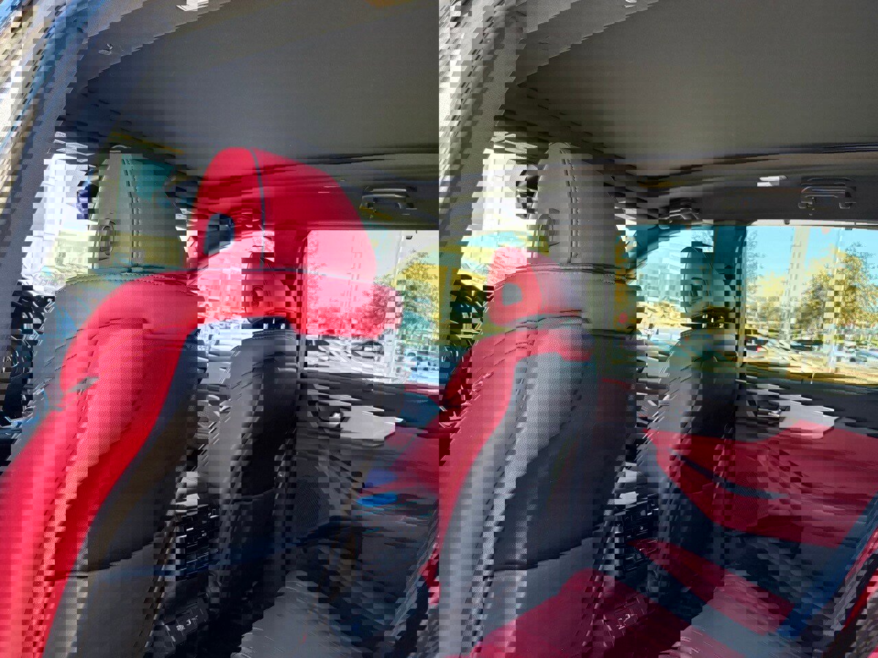 Used 2022 Acura MDX A-Spec image 38