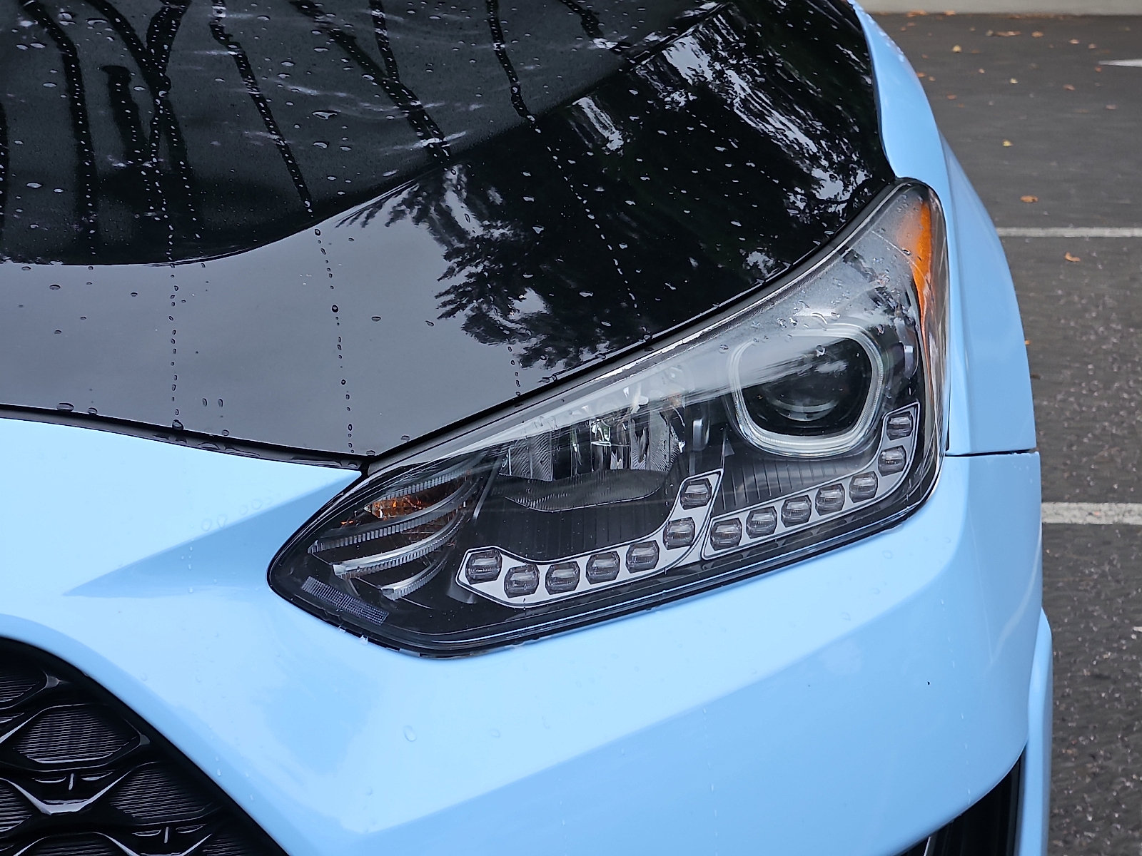 Used 2020 Hyundai Veloster N w/ Performance Package FWD image 9