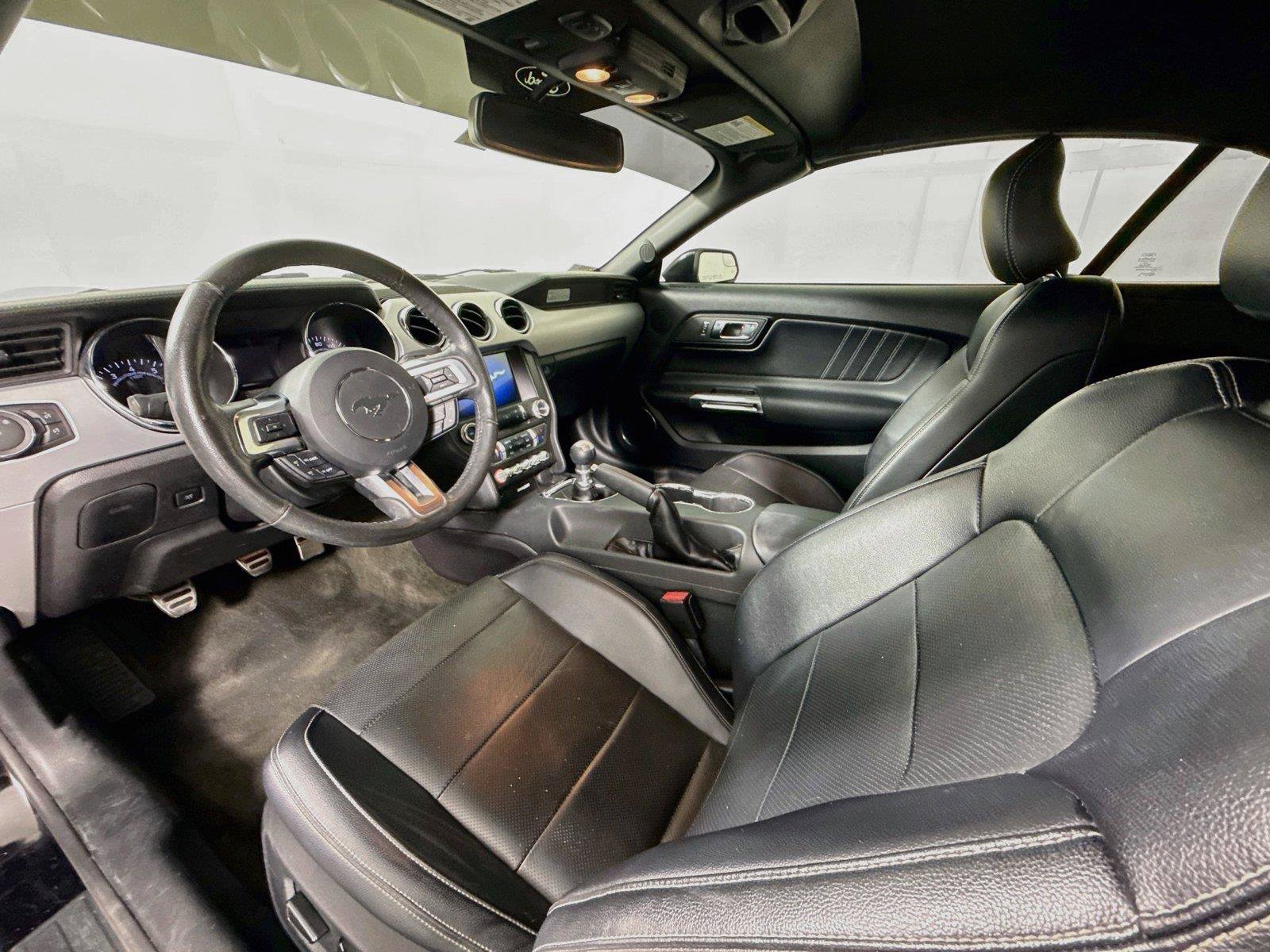 Used 2016 Ford Mustang GT Premium w/ Black Accent Package RWD image 8