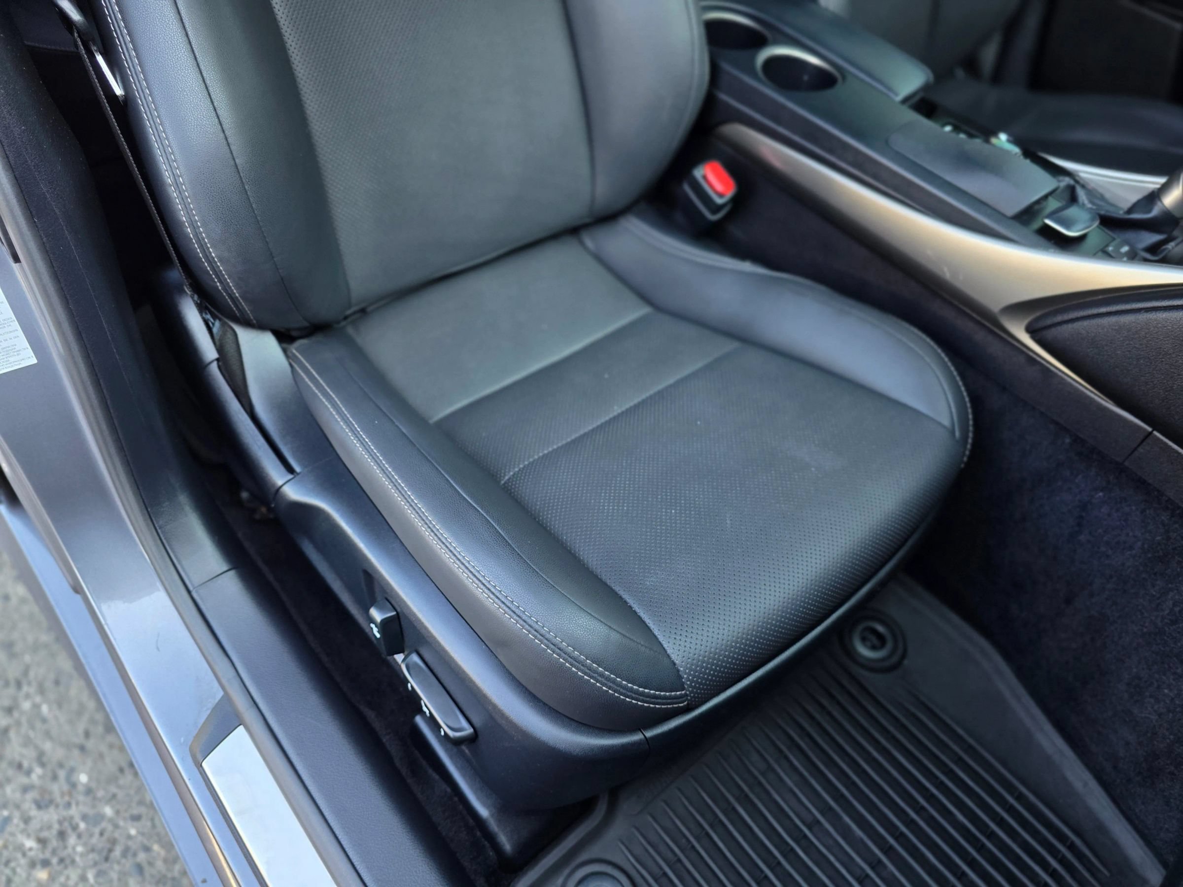 Used 2014 Lexus IS 250 AWD w/ Navigation Package image 37
