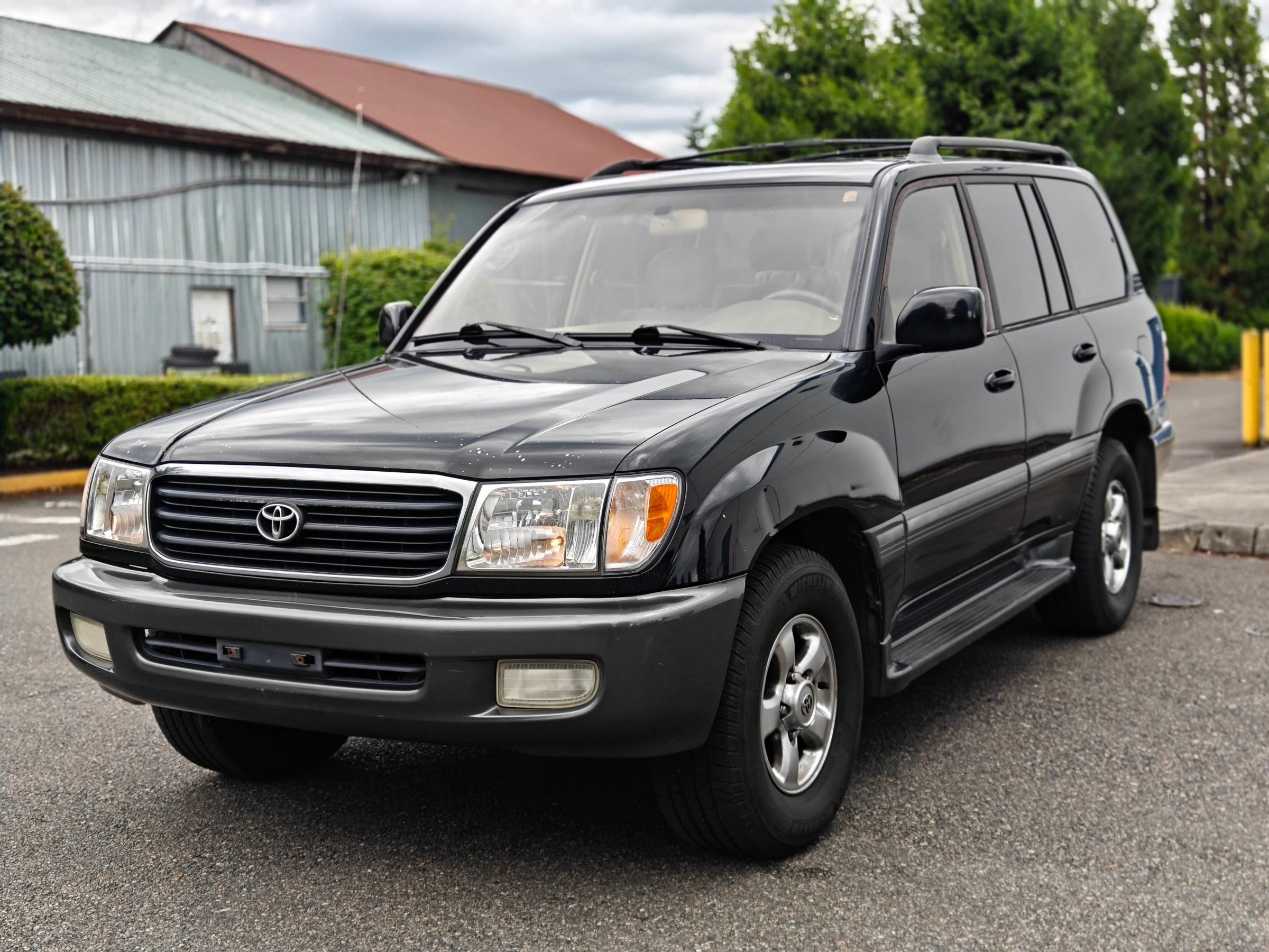 Used 2002 Toyota Land Cruiser AWD/4WD image 3