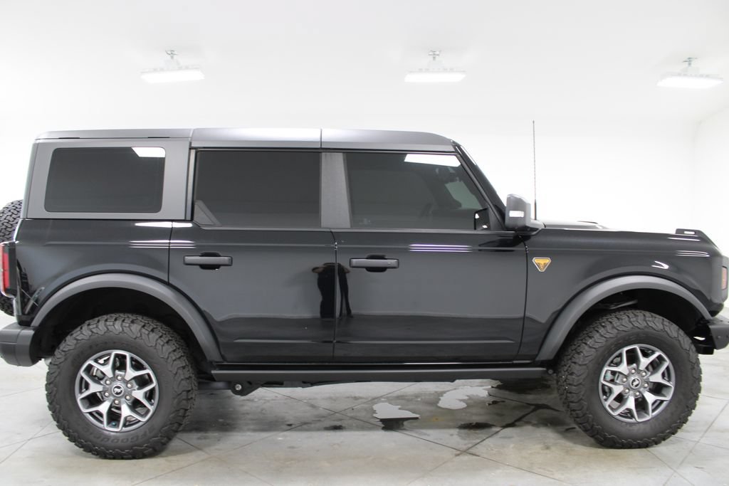 Used 2024 Ford Bronco Badlands AWD/4WD image 11