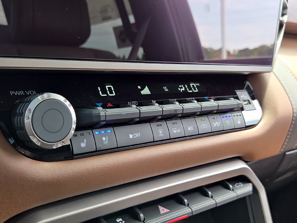 New 2026 Toyota Tundra 1794 Edition AWD/4WD image 21