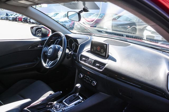 Used 2014 MAZDA MAZDA3 i Touring w/ Technology Package FWD image 21