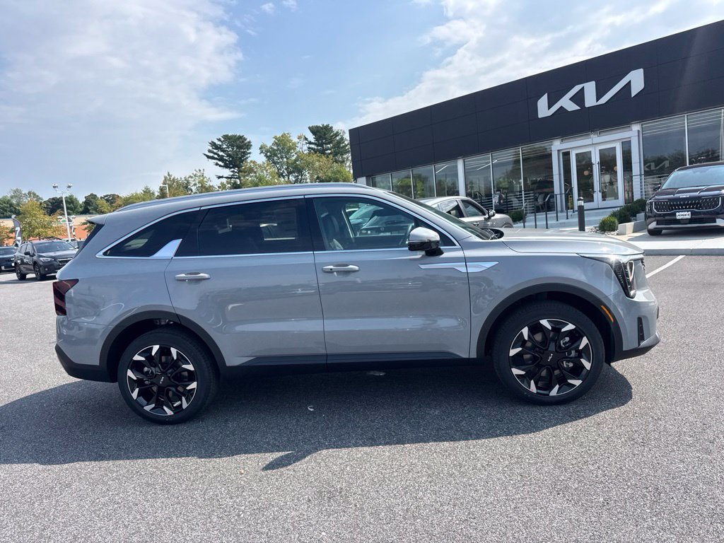 New 2026 Kia Sorento EX AWD/4WD image 4