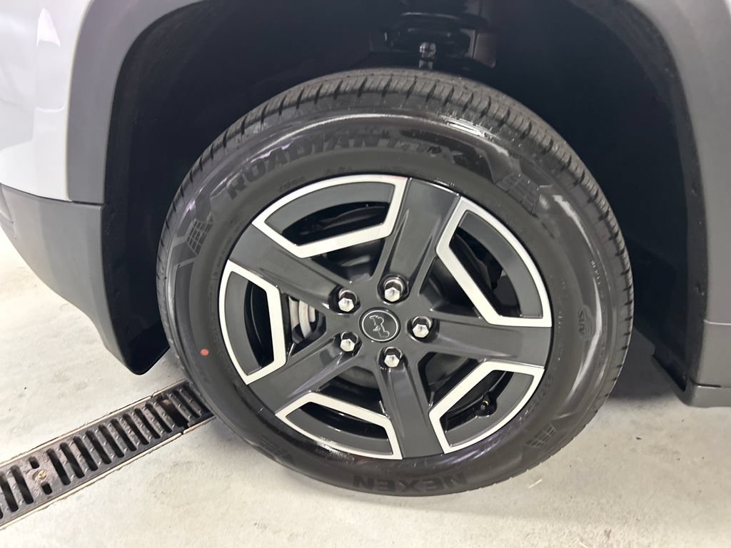 New 2026 Jeep Cherokee Limited AWD/4WD image 9