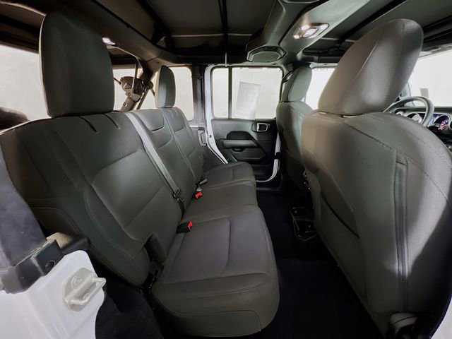 Used 2023 Jeep Wrangler Sahara image 38