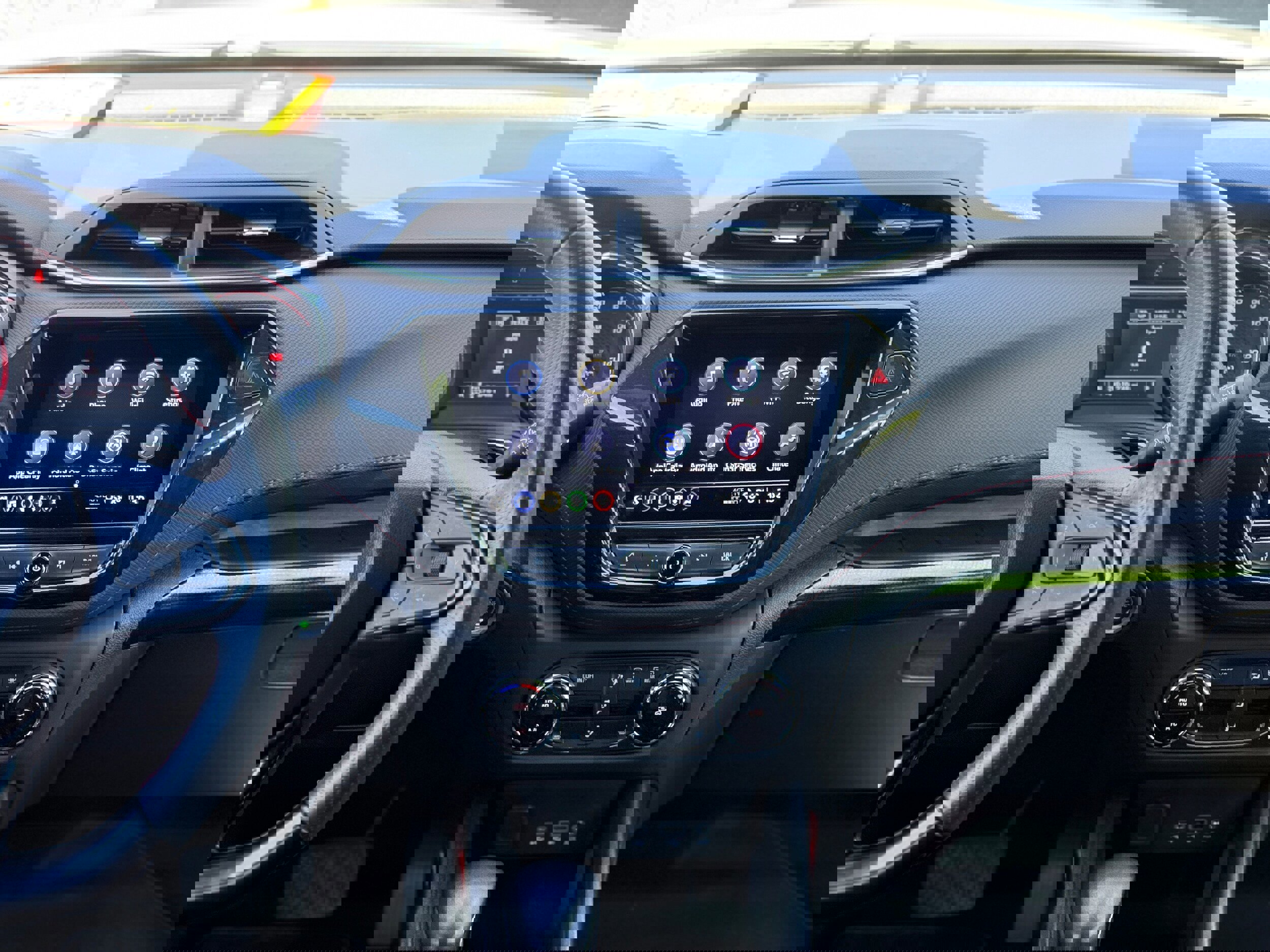 Used 2021 Chevrolet TrailBlazer RS w/ Sun and Liftgate Package AWD/4WD image 18