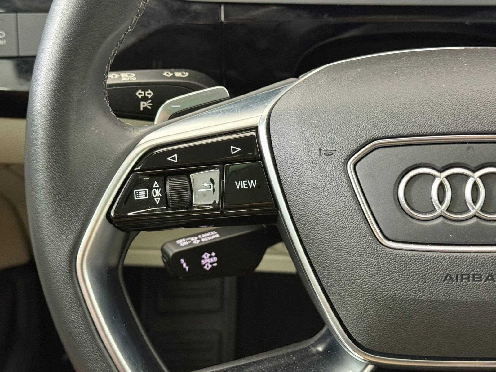 Used 2022 Audi e-tron Premium w/ Interior Protection Package image 19