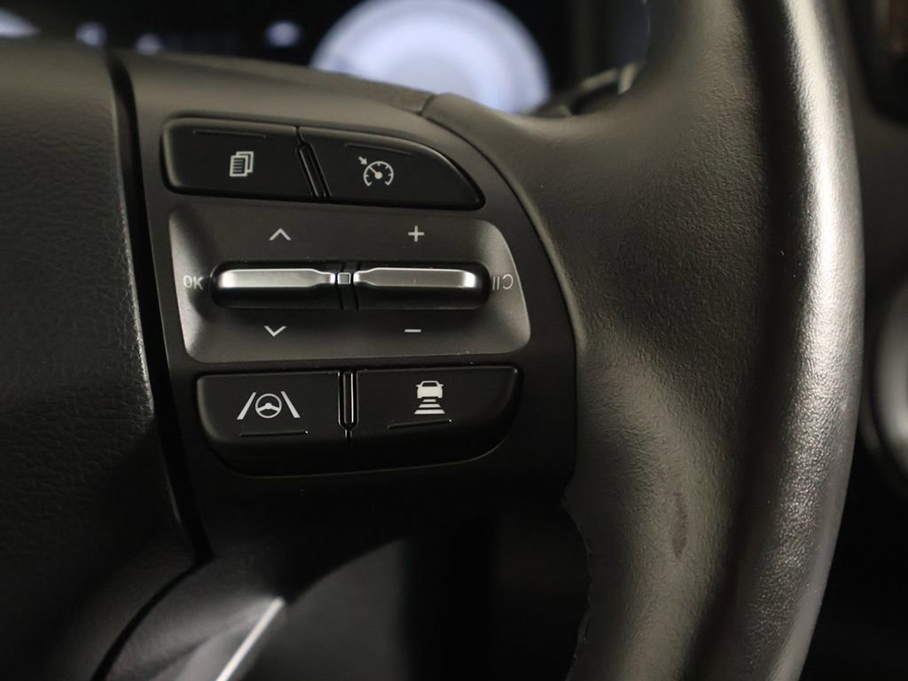 Used 2022 Hyundai Kona Limited FWD image 43