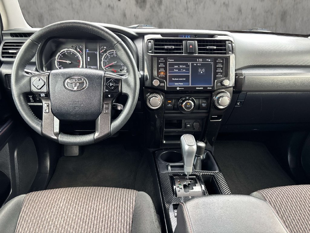 Used 2022 Toyota 4Runner TRD Off-Road AWD/4WD image 9