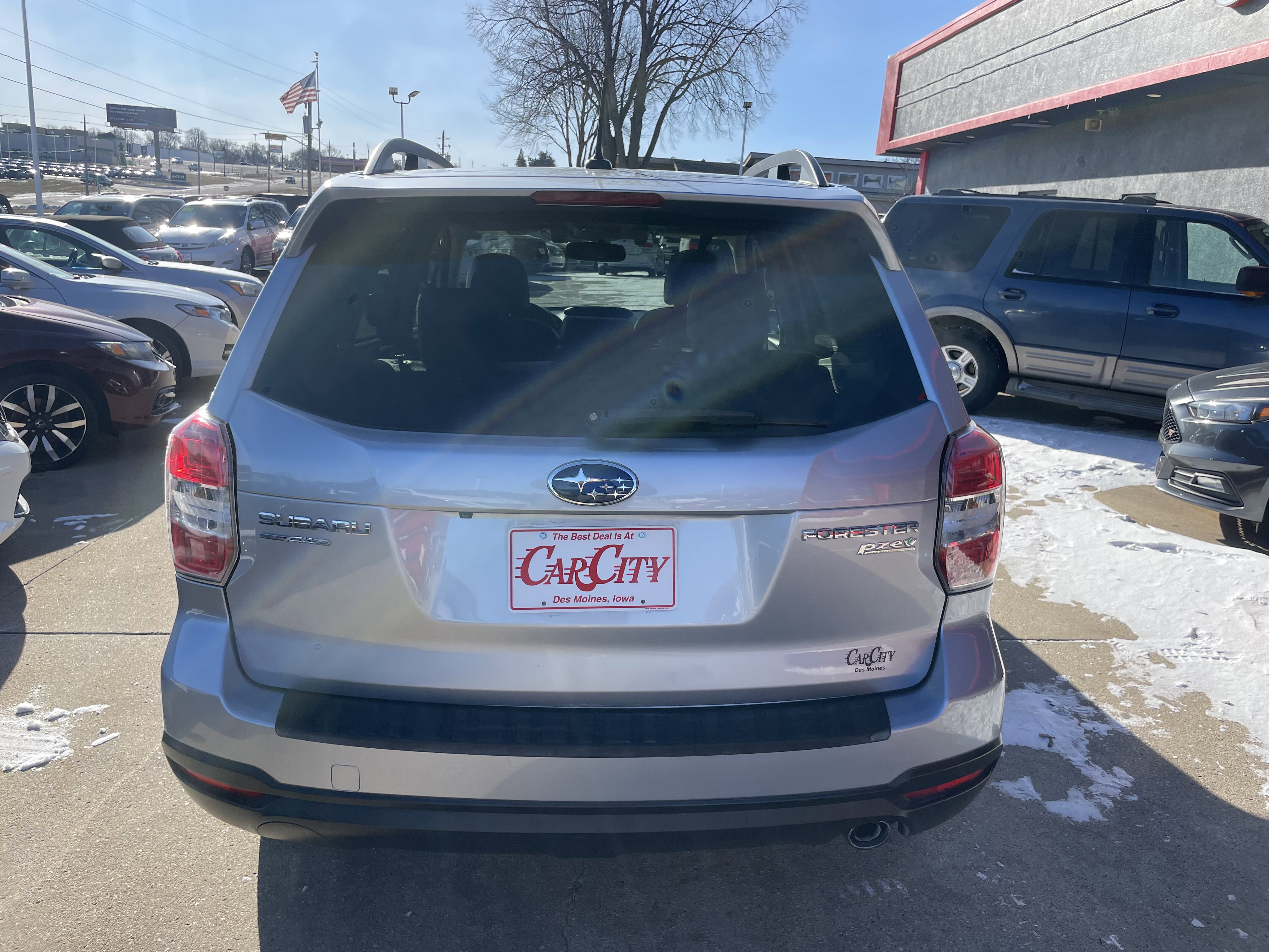 Used 2015 Subaru Forester 2.5i Limited image 4