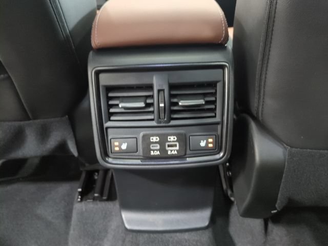 Used 2025 Subaru Forester Touring AWD/4WD image 18