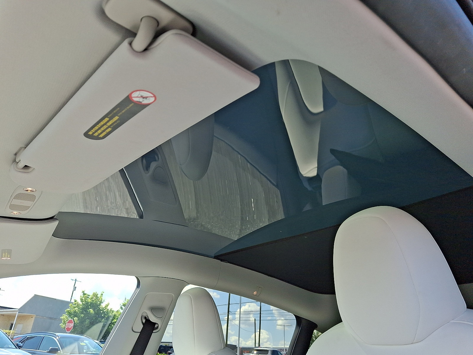 Used 2024 Tesla Model Y Long Range AWD/4WD image 14