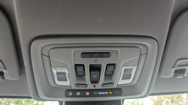 Used 2024 GMC Sierra 2500 Denali w/ Denali Reserve Package image 37