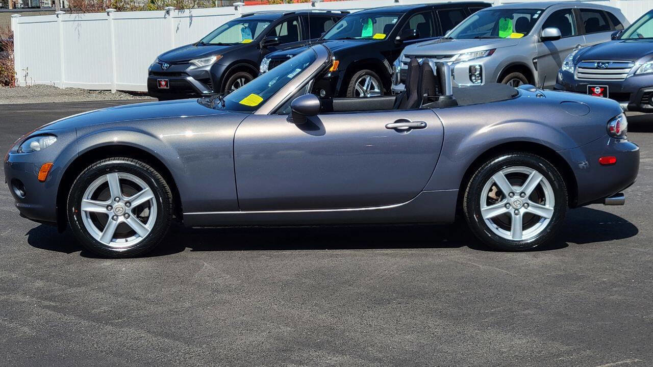 Used 2006 MAZDA MX-5 Miata Touring RWD image 14