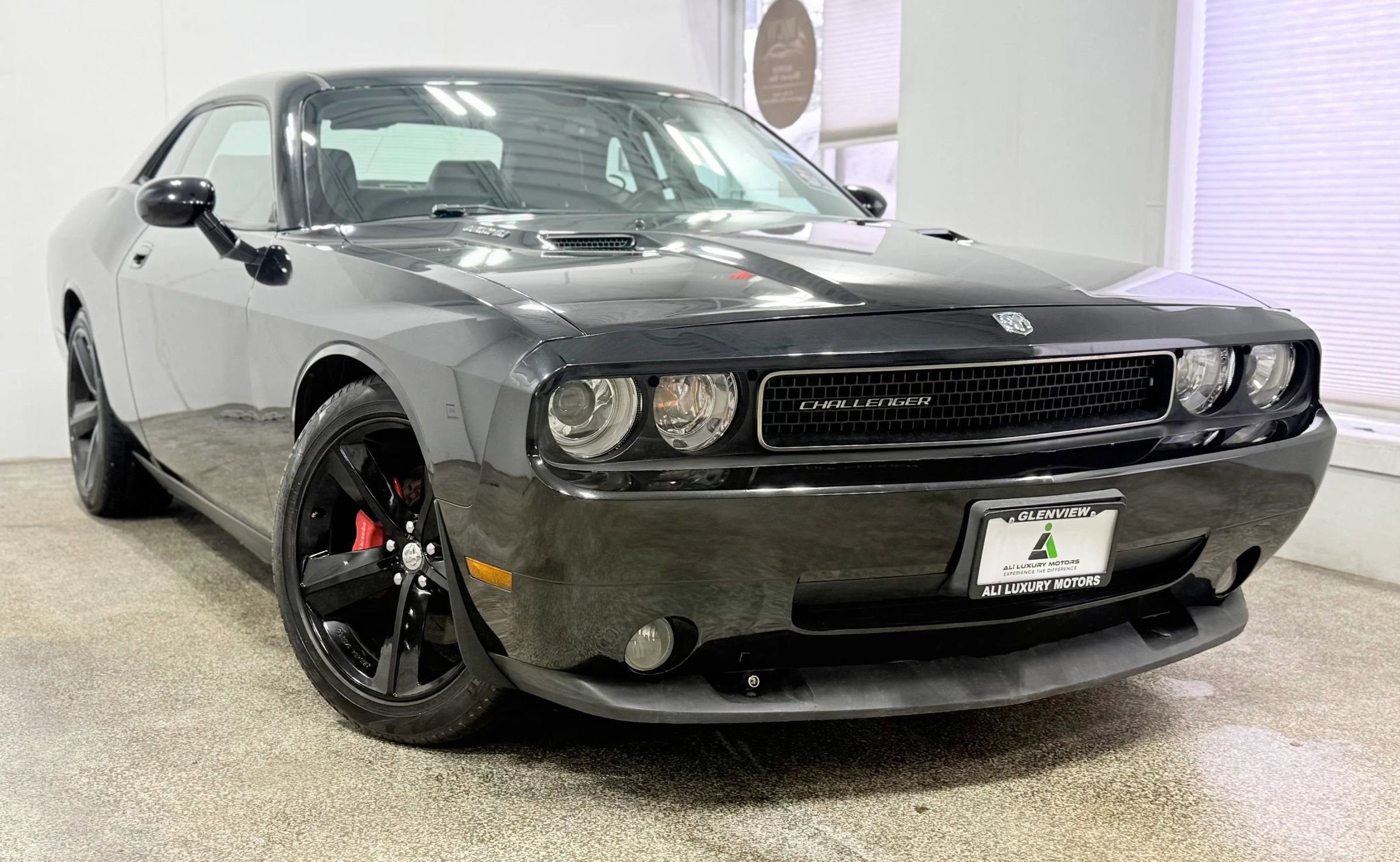 Used 2009 Dodge Challenger SRT8 w/ SRT Option Group II image 3