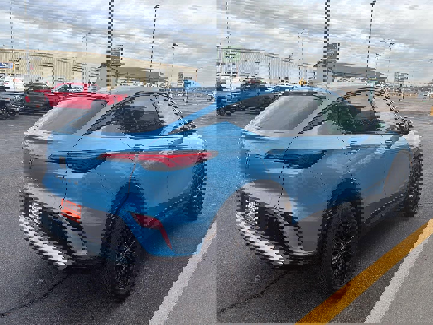 Used 2025 Buick Envista Sport Touring w/ Convenience I Package image 5