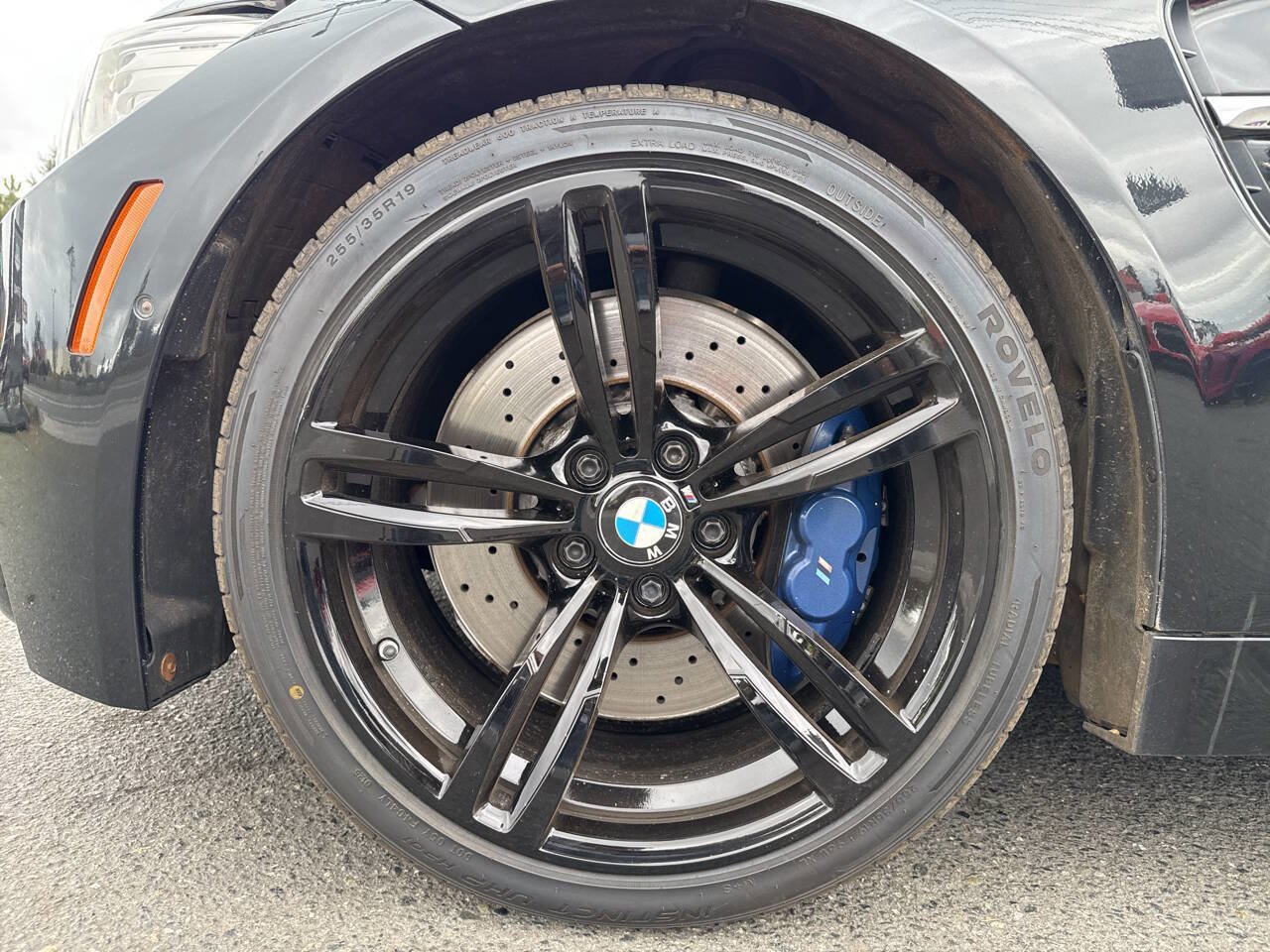 Used 2016 BMW M4 Convertible RWD image 2