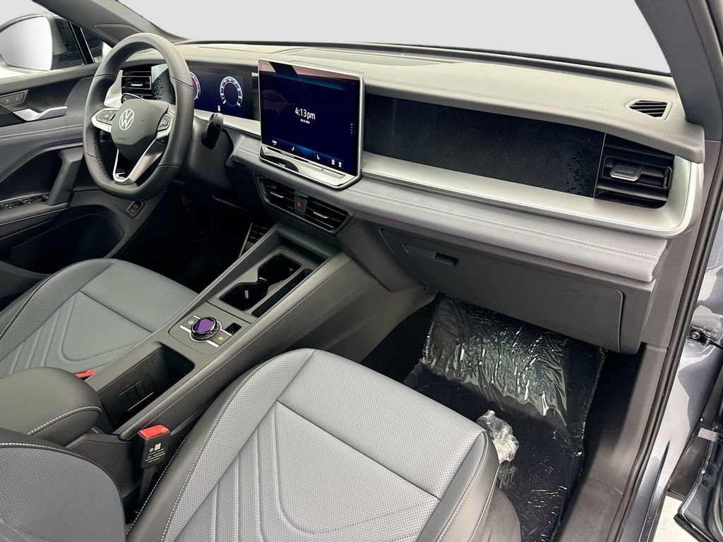 New 2026 Volkswagen Tiguan SE R-Line image 15