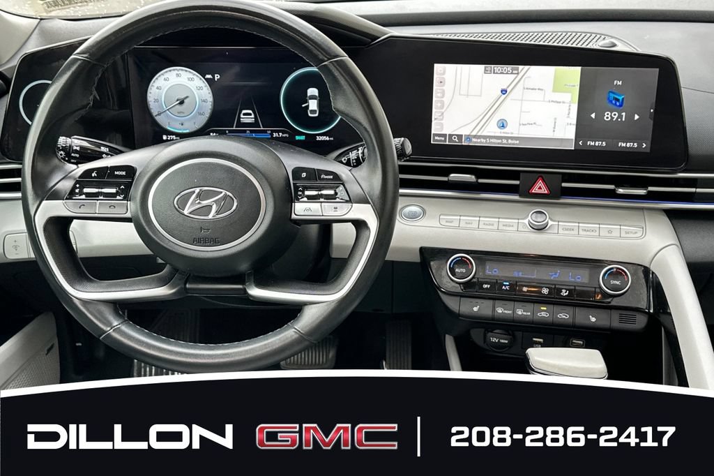 Used 2023 Hyundai Elantra Limited FWD image 16