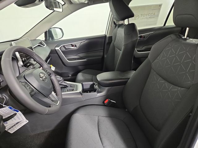 New 2025 Toyota RAV4 XLE image 15