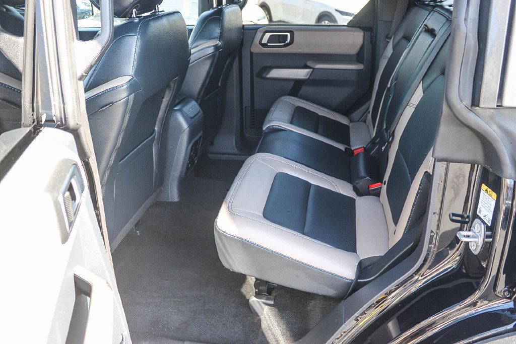 Certified 2023 Ford Bronco Wildtrak AWD/4WD image 18