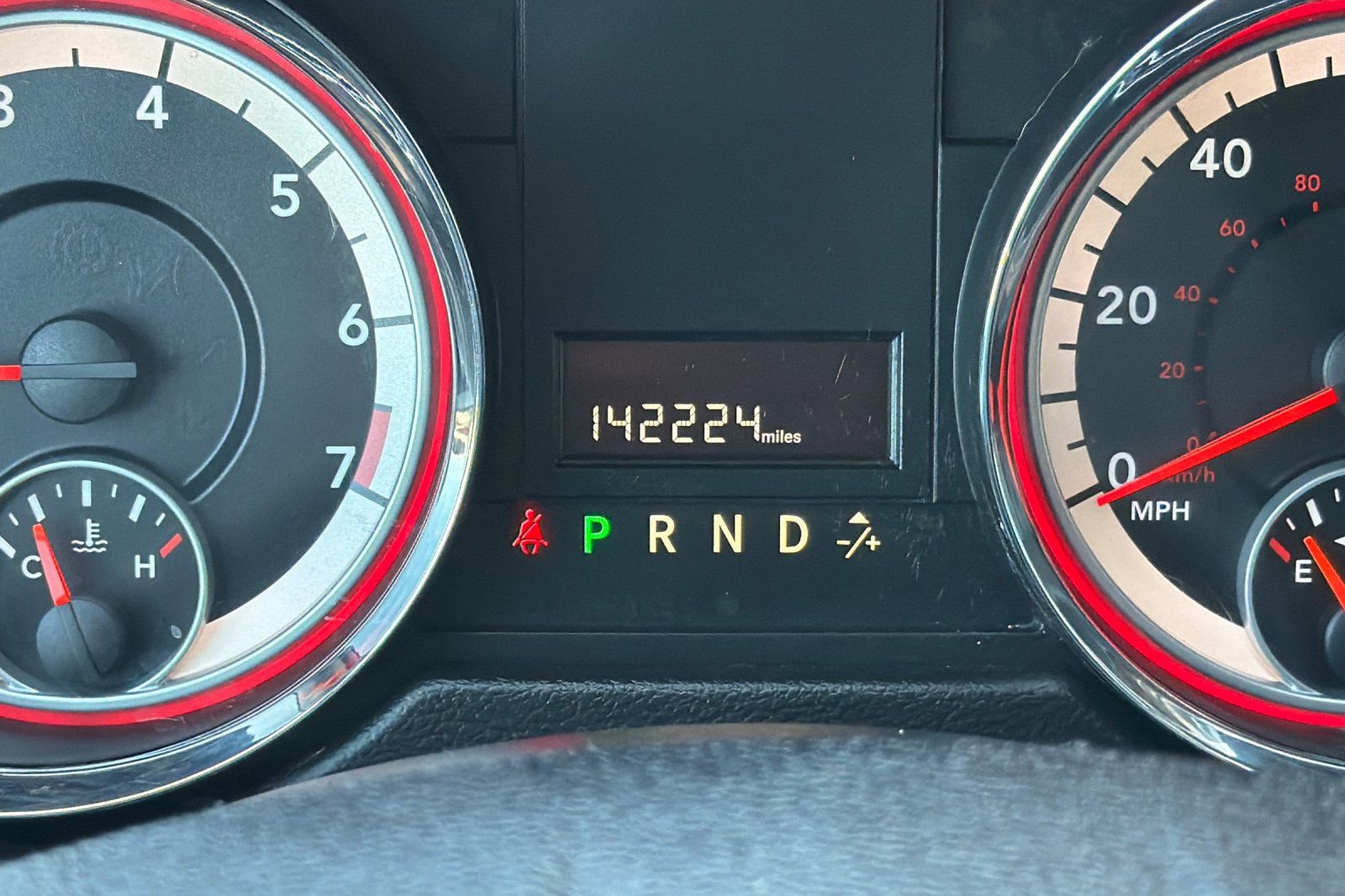 Used 2013 Dodge Grand Caravan SXT FWD image 25