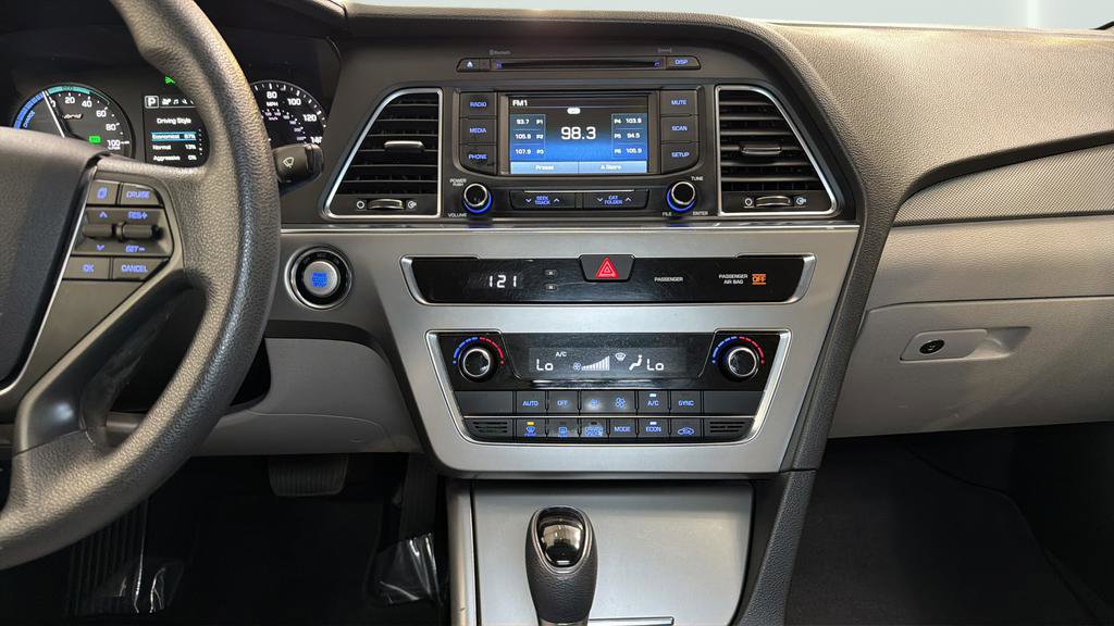 Used 2016 Hyundai Sonata SE image 15