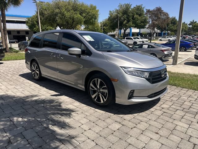 Used 2023 Honda Odyssey Touring image 16