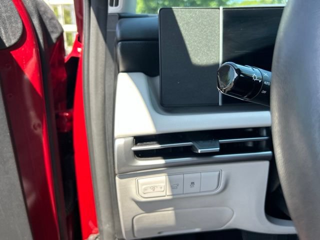 Used 2025 Hyundai Tucson SEL AWD/4WD image 27