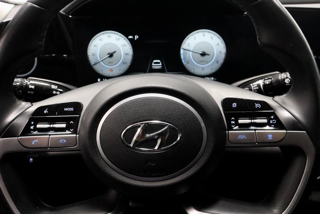 Certified 2023 Hyundai Elantra Limited image 31