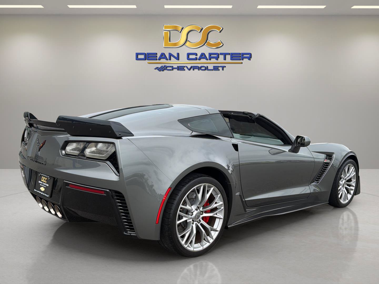 Used 2016 Chevrolet Corvette Z06 w/ 3LZ Preferred Equipment Group RWD image 5