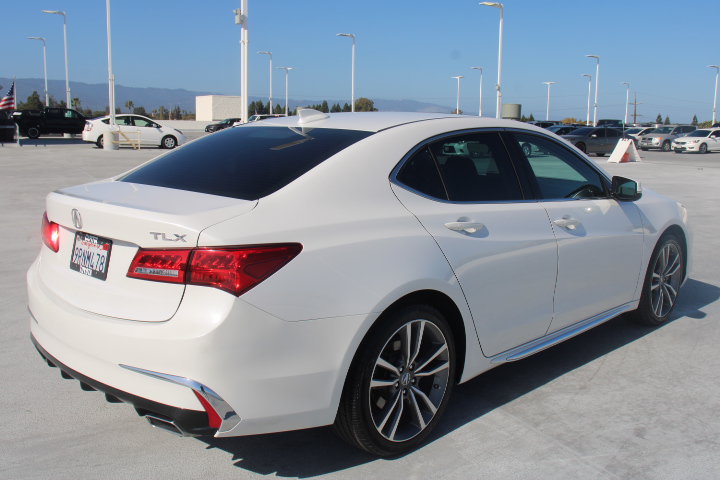 Used 2019 Acura TLX w/ Technology Package FWD image 3