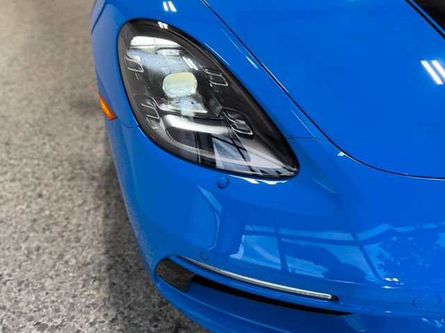 Used 2024 Porsche 718 Cayman RWD image 42