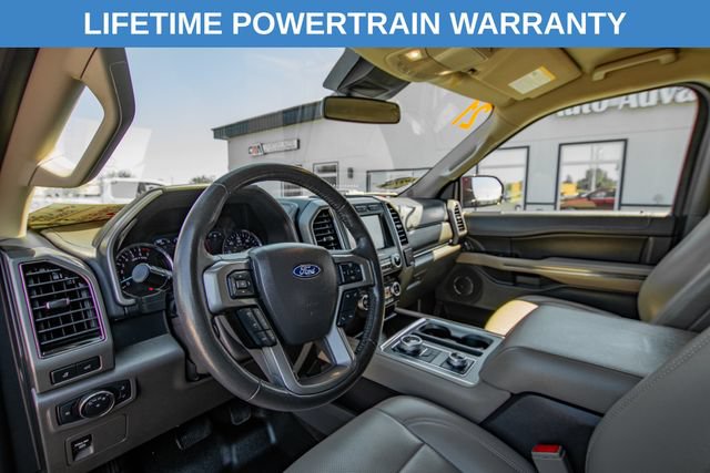 Used 2021 Ford Expedition XLT AWD/4WD image 25