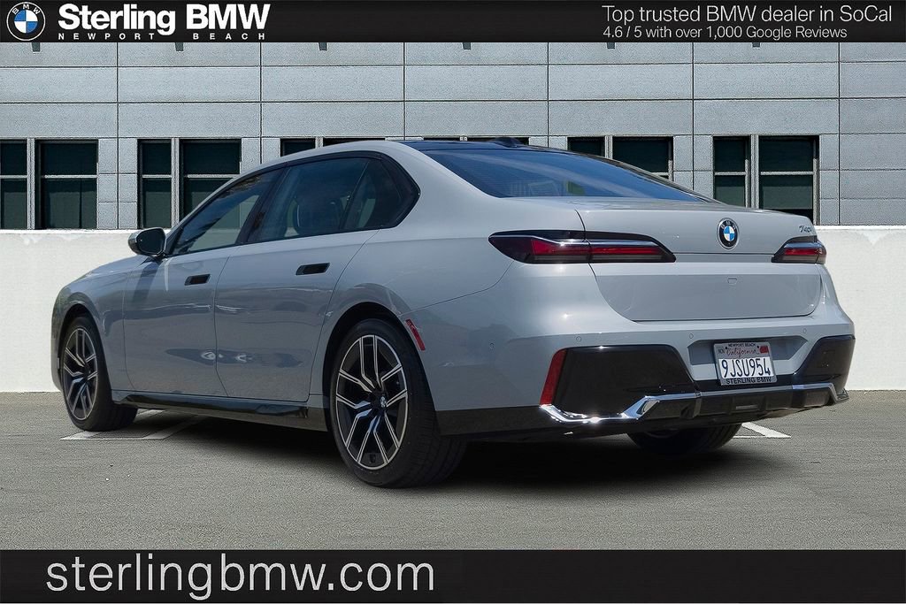 Used 2024 BMW 740i w/ Premium Package image 24